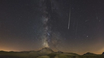 İ&ccedil; Anadolu'nun zirvesi Erciyes'te "Perseid meteor yağmuru" izlenecek