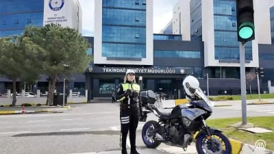 İ&ccedil;işleri Bakanı &Ccedil;ift&ccedil;i, emniyet personelinin "Polis Haftası"nı telsiz anonsuyla kutladı