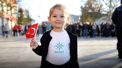 İ&ccedil;işleri Bakanı &Ccedil;ift&ccedil;i "HAYAT 112 Acil" mobil uygulamasının kamu spotunu paylaştı