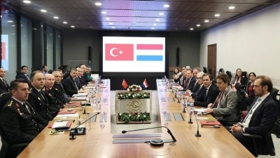 İ&ccedil;işleri Bakanı &Ccedil;ift&ccedil;i, Hollanda Adalet ve G&uuml;venlik Bakanı Van Weel ile g&ouml;r&uuml;şt&uuml;