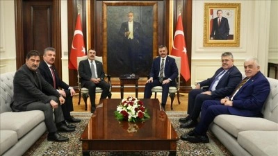 İ&ccedil;işleri Bakanı &Ccedil;ift&ccedil;i, ziyaretine gelen Bakan Tekin ve milletvekillerine teşekk&uuml;r etti