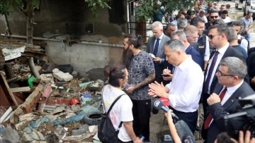 İçişleri Bakanı Yerlikaya: İstanbul'daki selde yaralanan 31 kişiden 8'inin tedavisi sürüyo