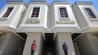 İ&ccedil;işleri Bakanlığı "trafik polislerinin vatandaşı darbettiği" iddiasına ilişkin soruşturma