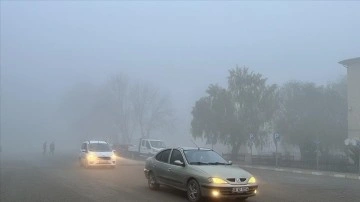 Iğdır'da iki gündür yoğun sis etkili oluyor