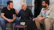 İHH'dan İdlib'in 90 yaşındaki 'Hacı' lakaplı Hristiyan'ı Butrus'a yard