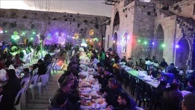 İHH, ramazanın ilk g&uuml;n&uuml;nde Suriye&rsquo;de 2 bin 700 kişiye iftar verdi