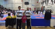 &#039;İhlas&#039;lı öğrenci, karatede Türkiye ikincisi