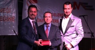 İhlas Medya Ankara Temsilcisi Batuhan Yaşar&#039;a ödül