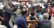 Protesto için yürümek istediler polis izin vermedi: 36 gözaltı, vatandaşlardan tepki