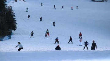 Ilgaz kayak deneyimini ilk kez yaşamak isteyenleri bekliyor