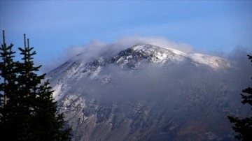 Ilgaz'ın dorukları beyaza büründü