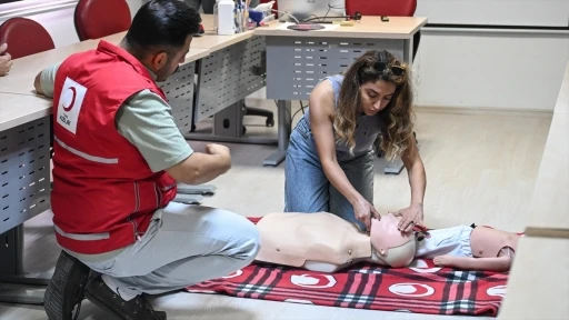 İlk yardım eğitimleri tescillenen Türk Kızılay 8 ayda 69 bin kişiye ulaştı