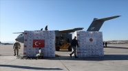 İngiliz bakanlar koruyucu ekipmanlar için Türkiye&#039;ye teşekkür etti
