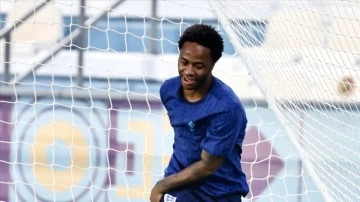 İngiliz futbolcu Raheem Sterling yeniden Katar'a dönüyor