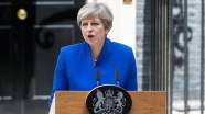 İngiltere başbakanı May seçim gecesi ağlamış