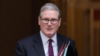 İngiltere Başbakanı Starmer, sosyal medya şirketlerine &ccedil;ocuk g&uuml;venliği i&ccedil;in baskıyı artırıyor