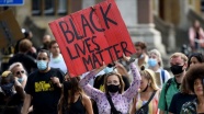 İngiltere'de 'Siyahların hayatı önemlidir' gösterileriyle aşırı sağ daha da radikalle