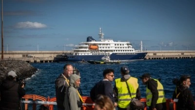 İngiltere, hantavir&uuml;s salgınıyla bağlantılı 10 vatandaşını &ouml;nleyici karantina kapsamında &uuml;lkeye geti