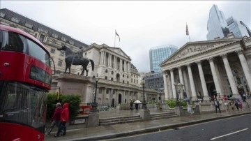 İngiltere Merkez Bankası, politika faizini yüzde 5,25'te sabit tuttu