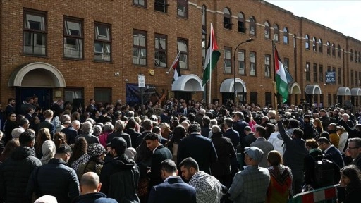 İngiltere'nin Filistin Devleti'ni tanımasının ardından Londra Temsilciliğinde bayrak tören
