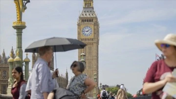 İngiltere'de ilk defa aşırı sıcaklık uyarısı yapıldı