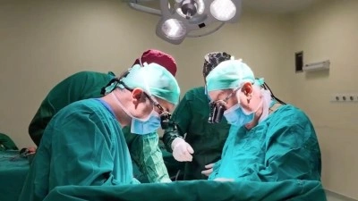 İn&ouml;n&uuml; &Uuml;niversitesi "sekizli &ccedil;apraz karaciğer nakliyle" d&uuml;nyada bir ilke imza attı