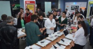 iPhone 6S'e Trabzon'da aşureli lansman