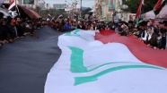 Irak'ta güvenlik güçleriyle göstericiler arasında gerginlikler devam ediyor