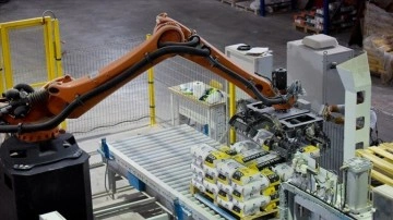 Irak’ın en teknolojik fabrikasında inşaat malzemelerinin üretimi robotlara emanet