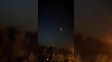 İran basını İsfahan’daki patlamaları 