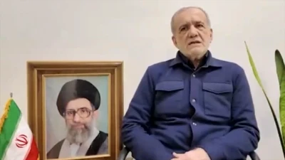 İran Cumhurbaşkanı: Bize saldırı gelmediği s&uuml;rece komşu &uuml;lkelerin vurulmaması ve f&uuml;ze fırlatılmaması kararı alındı