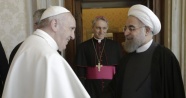 İran Cumhurbaşkanı Ruhani Papa ile görüştü