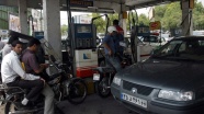 İran'da benzin satışında 'kota' uygulamasına geçilecek