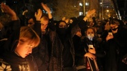 İran'daki gösterilerde yaklaşık 30 kişi gözaltına alındı