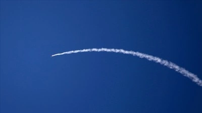 İran'dan f&uuml;ze saldırısı a&ccedil;ıklamasının ardından Tel Aviv'de patlama sesleri duyuldu