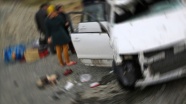 İran&#039;ın kuzeybatısında gazetecileri taşıyan otobüs kaza yaptı: 2 ölü