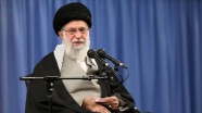 İran lideri Hamaney, Hindistan'ı Müslümanlara yönelik katliamı durdurmaya çağırdı