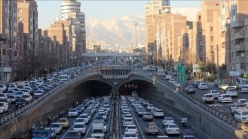 İran'da Nevruz tatilinde meydana gelen trafik kazalarında 417 kişi hayatını kaybetti