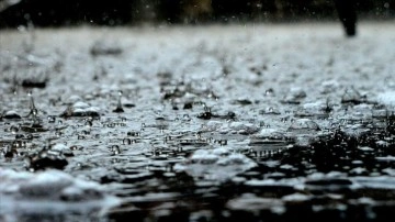 İran'da son bir yılda yağış miktarı yüzde 34 düştü