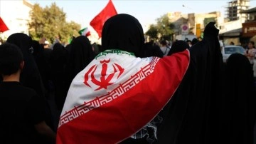 İran'daki bazı kent ve üniversitelerde 'Mahsa Emini protestoları' devam etti