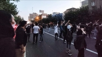 İran'daki kentler ve üniversitelerde protestolar devam etti