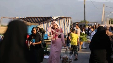 İran’ın Gülistan eyaletinde bayram alışverişi hareketli geçiyor