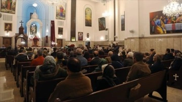 İranlı Hristiyanlar, yılın ilk ayininde Gazze için dua etti