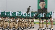 İslamabad&#039;da Pakistan Milli Günü dolayısıyla askeri geçit töreni düzenlendi