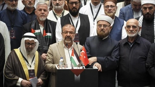 "İslami ve İnsani Bir Sorumluluk: Gazze" konferansı çalıştaylarla sürüyor