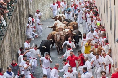 İspanya'da San Fermin'deki &uuml;nl&uuml; boğa koşularının 8 g&uuml;nl&uuml;k bilan&ccedil;osu: 70'ten fazla yar