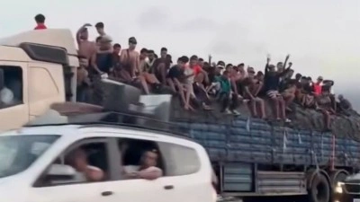 İspanya'nın Kuzey Afrika'daki toprağı Sebte'ye ge&ccedil;mek isteyen d&uuml;zensiz g&ouml;&ccedil;menlerin ka
