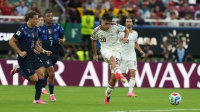 İspanya, Uruguay'ı 1-0 mağlup ederek gruptan &ccedil;ıktı
