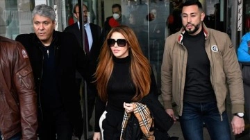 İspanya'da savcılık, şarkıcı Shakira'yı vergi kaçırmakla suçladı