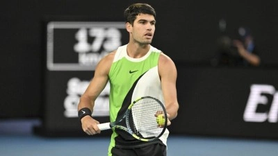 İspanyol tenis&ccedil;i Carlos Alcaraz, sakatlığından dolayı Wimbledon'dan &ccedil;ekildi